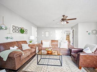 233 Azalea Dr, Oak Grove, KY 42262