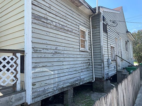 3rd image of 409 N Troup St