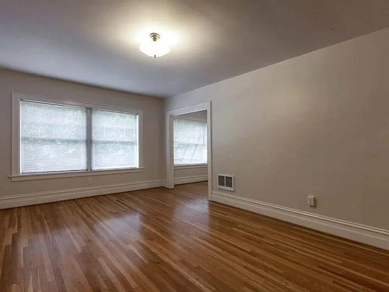 228 NW 22nd Ave — Photo 55