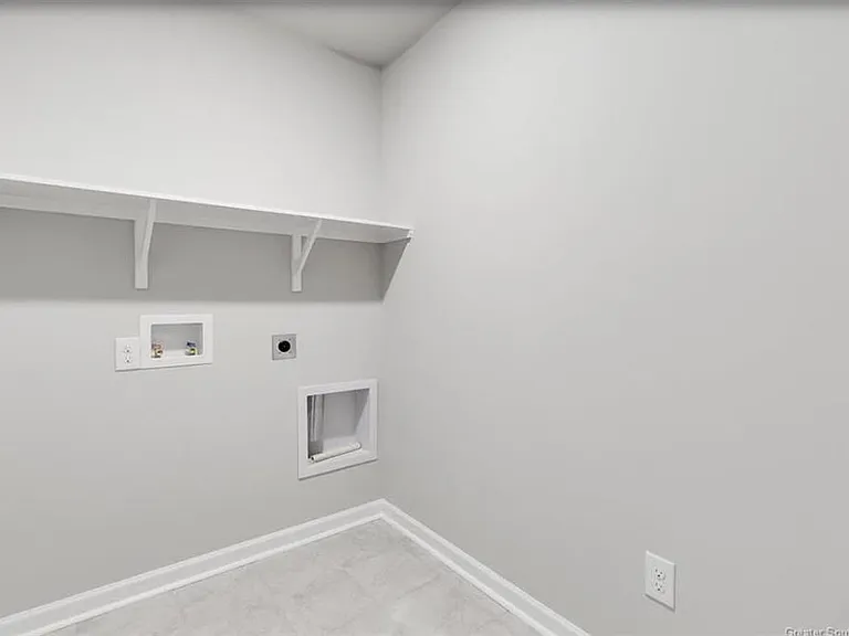 341 Sawyer — Photo 12