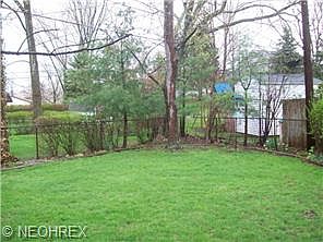 5th image of 7055 Greenbriar Dr