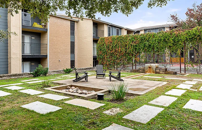 The Ridge Apartments — Photo 38