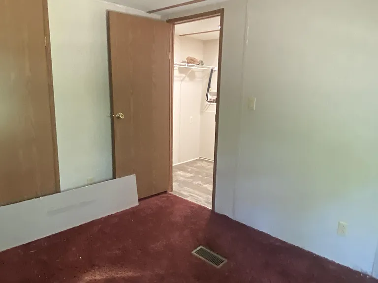 2894 Lake Upchurch Dr — Photo 16