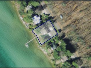 5176 Lake Grove Rd, Petoskey, MI 49770