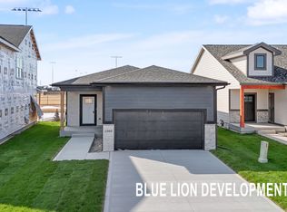 1200 NW Sproul Dr, Waukee, IA 50263