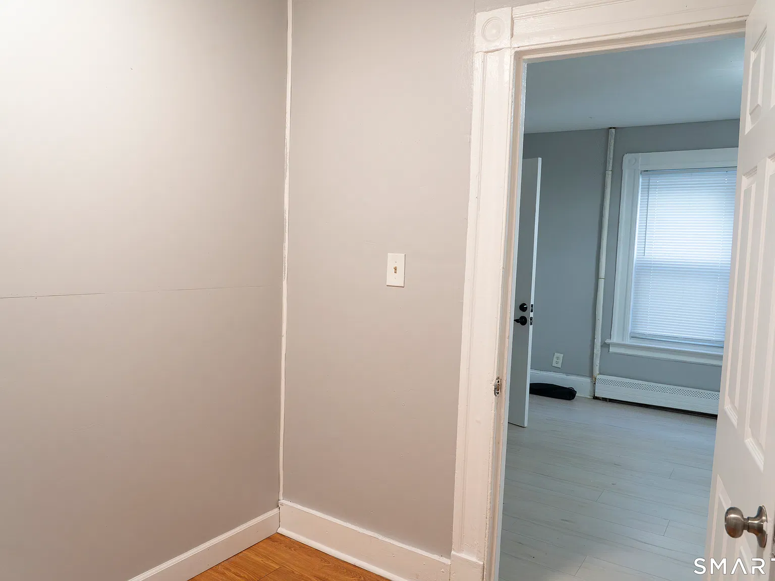 2 bed, 1.0 bath, 1806 sqft, $1,900 — Photo 3