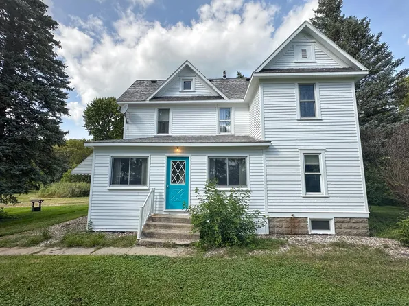 28776 290th Ave, Sleepy Eye, MN 56085