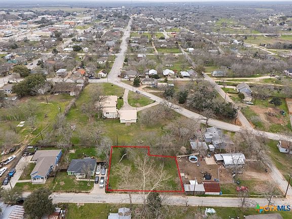 2nd image of Poppy Ave