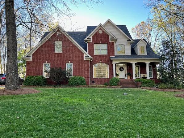 391 Indian Trce, Chatsworth, GA 30705