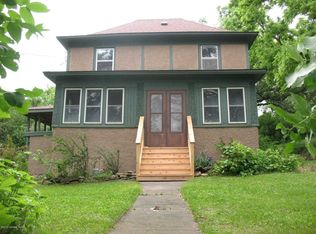 103 Quarve Rd SE, Rochester, MN 55904