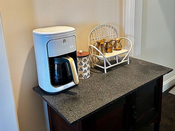 5th image of 4920 Winged Foot