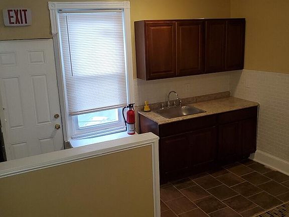 2nd image of 2723 N 16th St APT 3