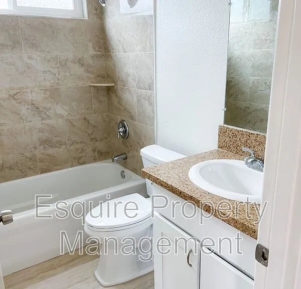 747 S F St #201 — Photo 8