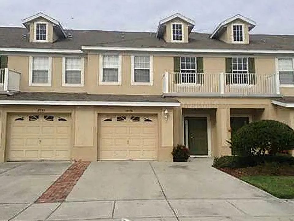 1st image of 2933 Ashland Ln S
