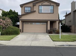 555 Chateau Way, Vacaville, CA