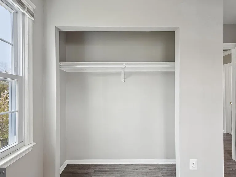 9490 Mooregate Ct — Photo 26