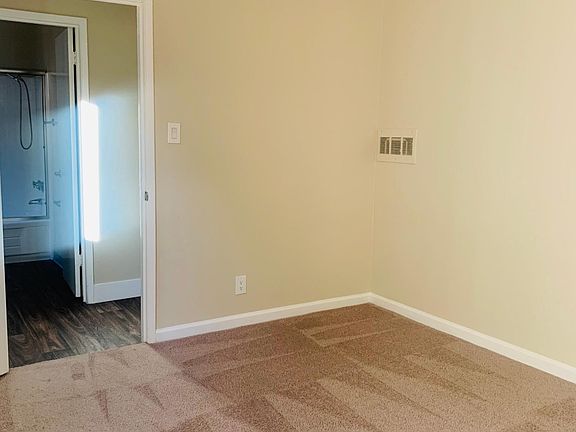 5th image of 244 N Ellsworth Ave #1