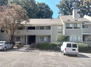 3428 Ivys Walk, Doraville, GA 30340