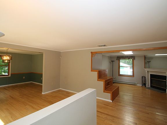 2nd image of 37 Gordon Ave