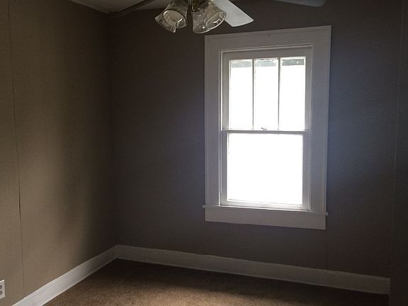 4th image of 725 N Grant Ave
