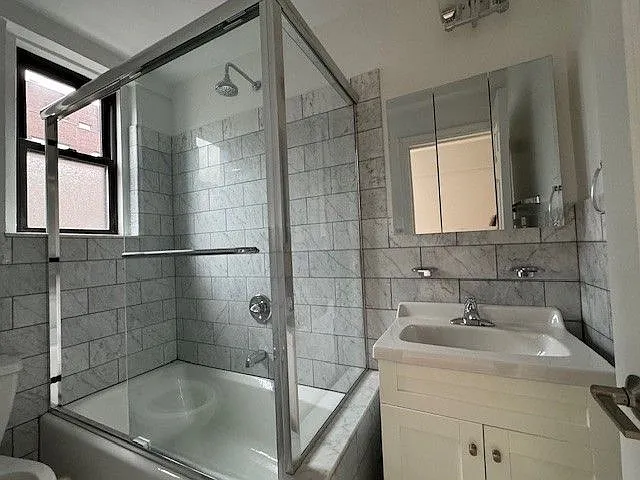 405 E 54th St #13C — Photo 9