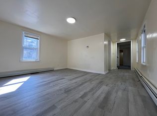 34 4th St, Waterbury, CT 06708