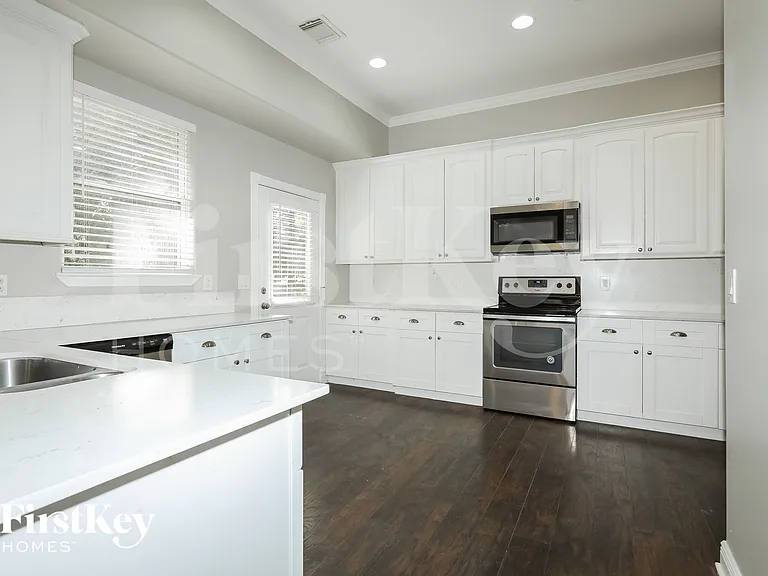 11730 Twain Dr — Photo 6