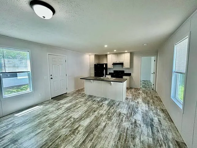 2113 N Hickory Cir W #2113 — Photo 5