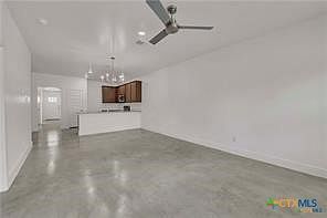 1st image of 805 Wax Myrtle Ct