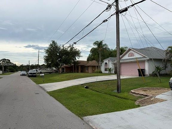 2nd image of 3584 SW Zullo St