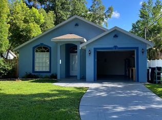2215 Henderson Dr, Orlando, FL 32806
