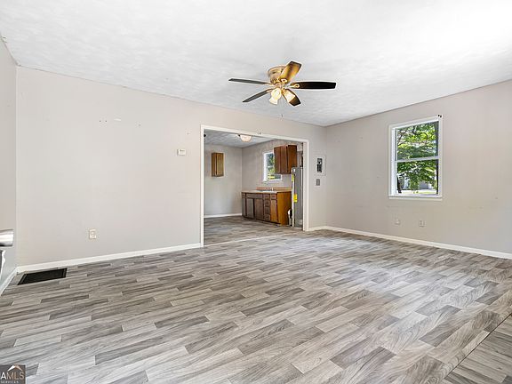 2nd image of 1869 Spring Ave NW
