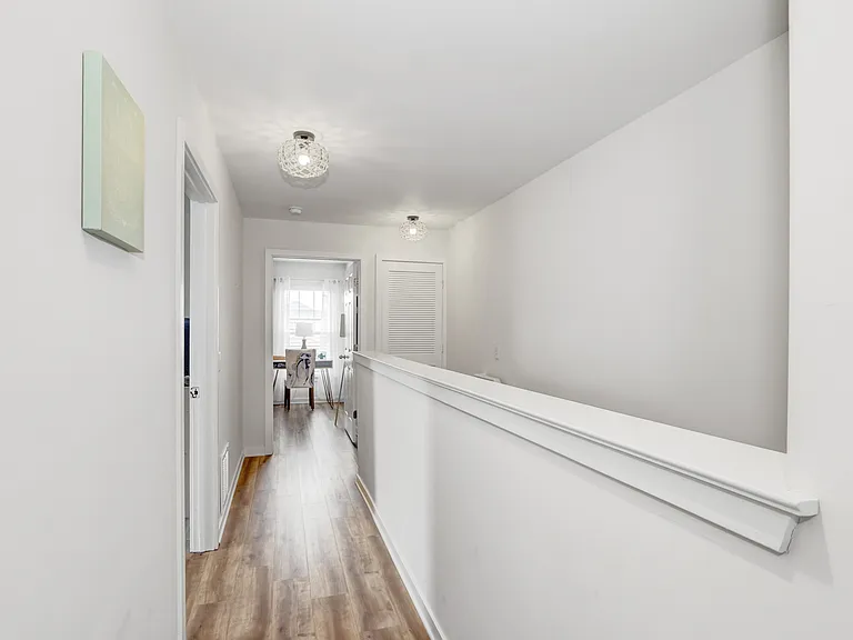 107 Chesapeake Bay Ct — Photo 4