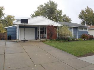219 Woodgate Rd, Tonawanda, NY 14150