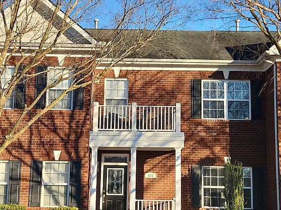 3rd image of 925 Warrington Bouleva