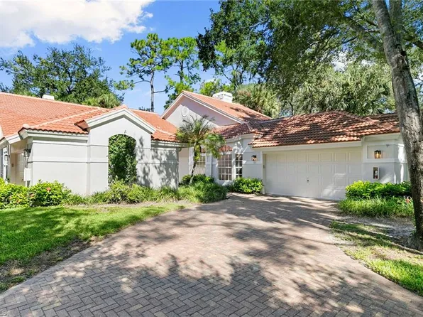 101 Amblewood LN #1-104, NAPLES, FL 34105