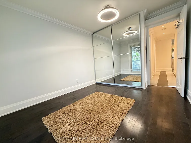 135 Bonham Blvd #UPPER — Photo 26