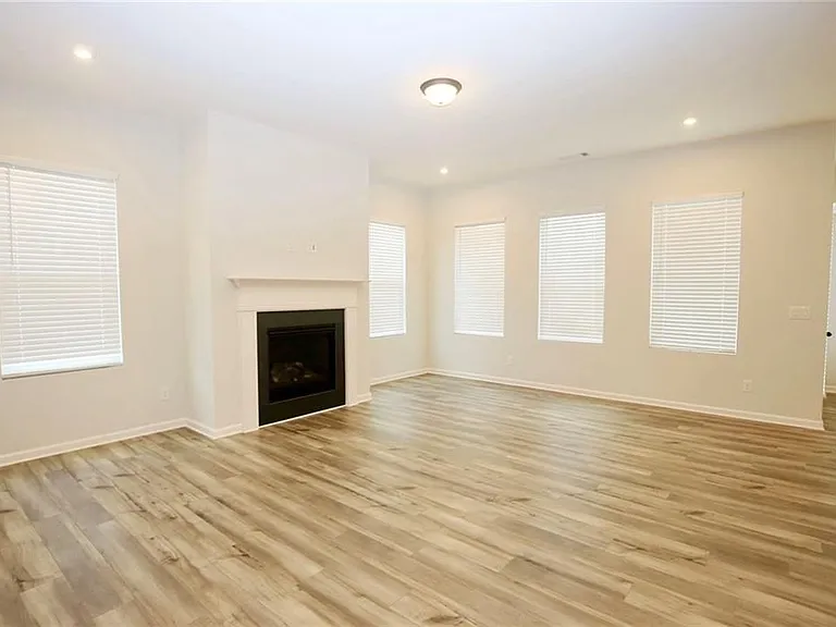2225 Whistler Way — Photo 7