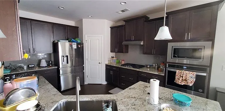 4710 Falls River Dr — Photo 6