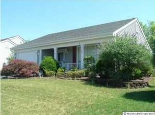 28 Mansfield Ave, Manchester, NJ 08759