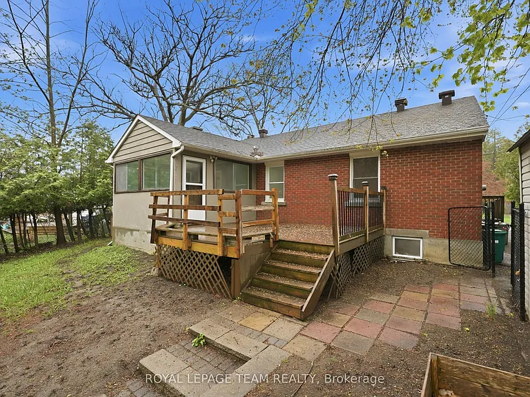 49 Crownhill St — Photo 33