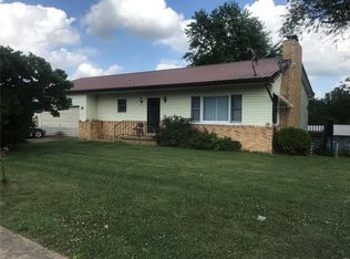 104 N Saint Louis St, Iberia, MO 65486