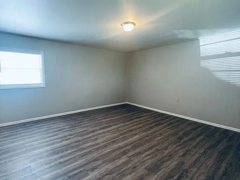 Studio Apartment Near Downtown Lewisburg MoveIn Special Available — Photo 5