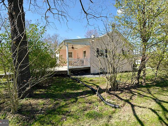2nd image of 22282 Saint Louis Rd