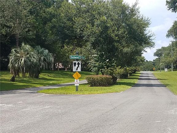 3rd image of 990 Torchwood Dr