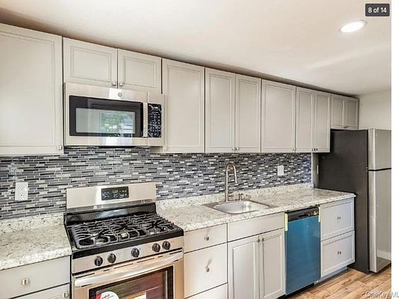 4th image of 20 Cormack Ct