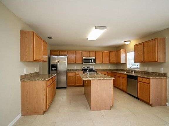 5th image of 10018 Creek Bluff Dr