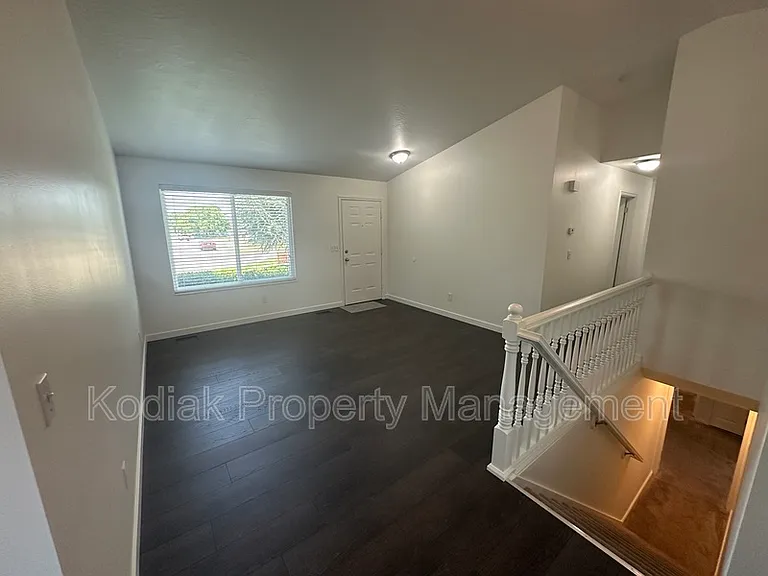 1802 S 200 W — Photo 6