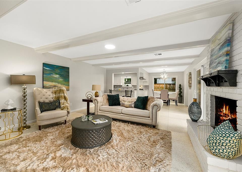 1st image of 8018 Glenloch Dr