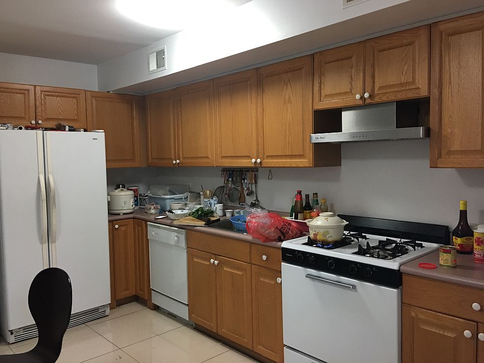 1st image of 222 Skyline Dr #1